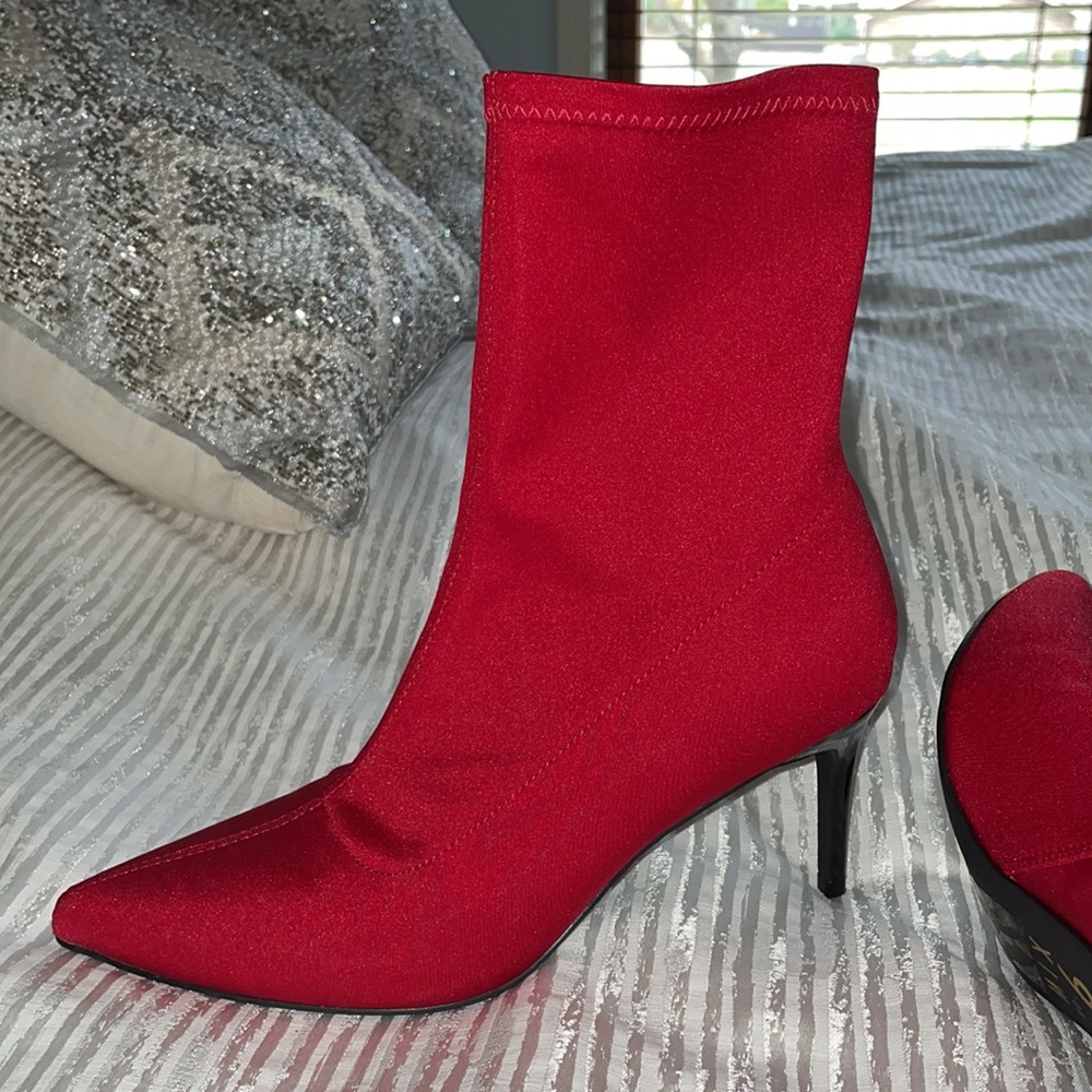 Red Booties ❤️🎈 - Picture 2 of 4